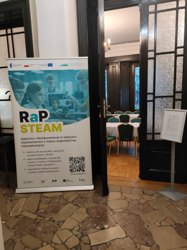 Trwają instruktaże dla kadry zarządzającej szkół w RaP STEAM