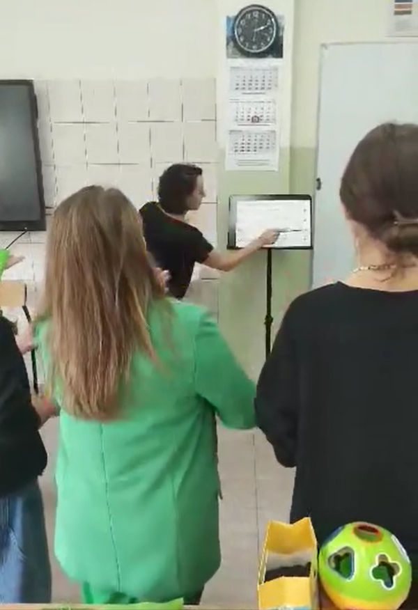 Wykorzystanie bum, bum rurek jako pomocy dydaktycznej na lekcji fizyki